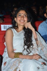 Sai Pallavi at Padi Padi Leche Manasu Movie Pre Release Event